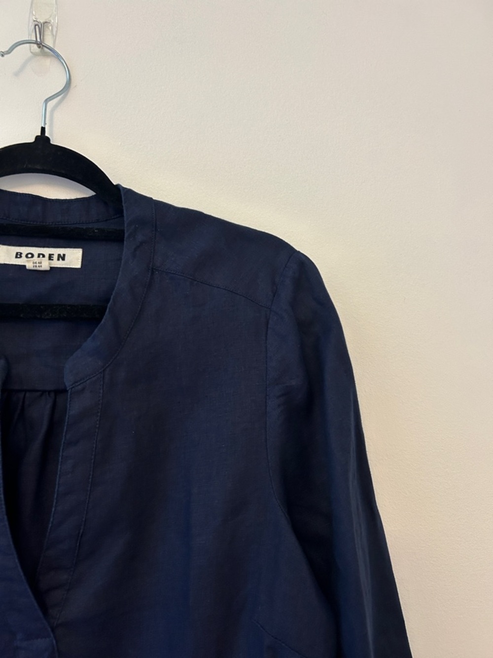 Boden Alice Linen Top in Navy Blue - Picture 3 of 8